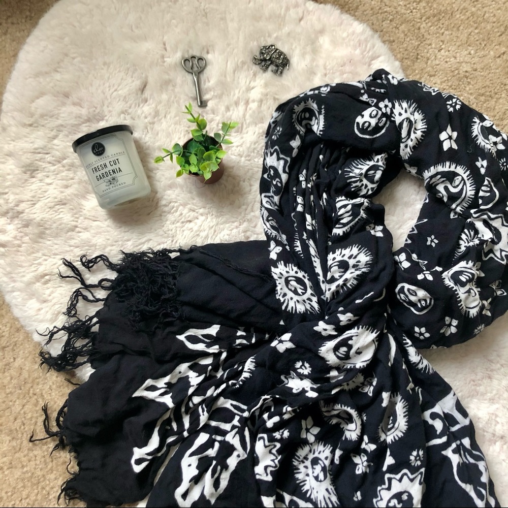 Sun, Moon, and Stars Scarf with Fringe